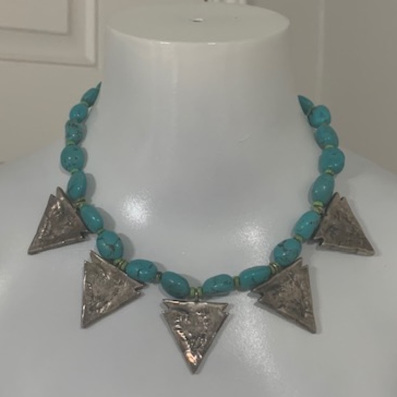 Turquoise and Silver Necklace - Picture 1 of 6